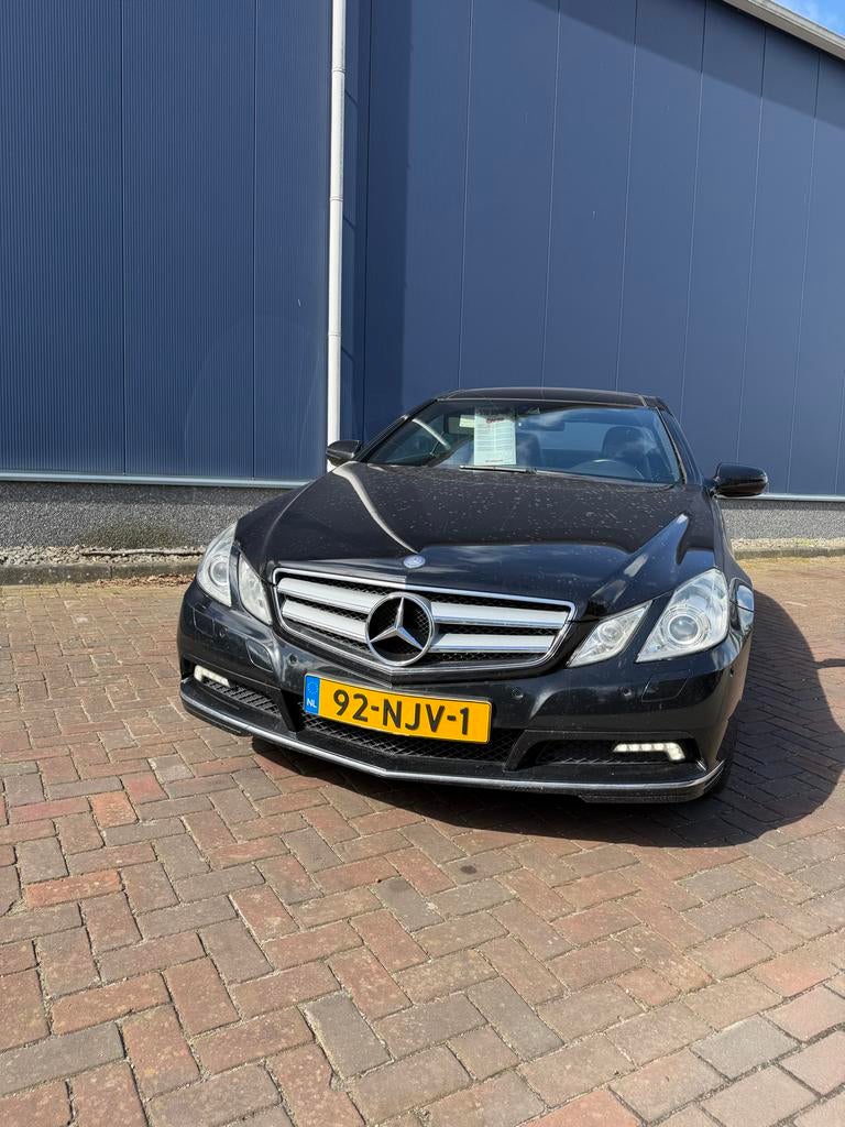 Mercedes-Benz E-Klasse 3.5 E350 CGI Coupe AUT 2009 Zwart, Auto's, Automaat, Achterwielaandrijving, 1800 kg, 4 stoelen