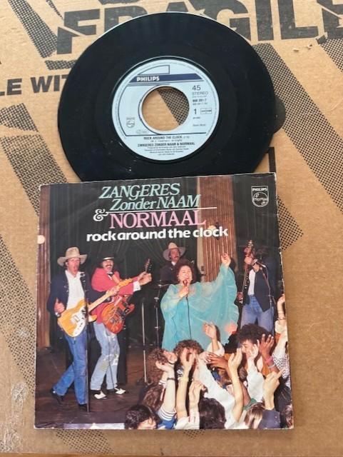 ZANGERES ZONDER NAAM & NORMAAL - rock around the clock 7", Cd's en Dvd's, Vinyl Singles, Gebruikt, Single, Pop, 7 inch, Ophalen of Verzenden
