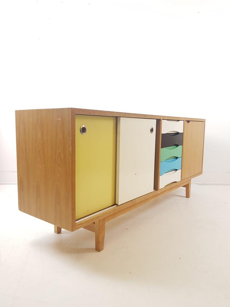 Retro dressoir met kleurrijke details - Jaren '60 look, Gebruikt, ., 150 tot 200 cm, Ophalen of Verzenden