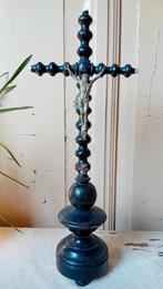 Kruisbeeld, Verzenden