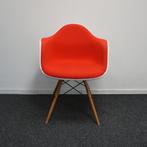 Vitra Eames DAW Design Stoelen | Kuip Stoel  | Rood / Wit, Gebruikt, -, Ophalen of Verzenden, Stof