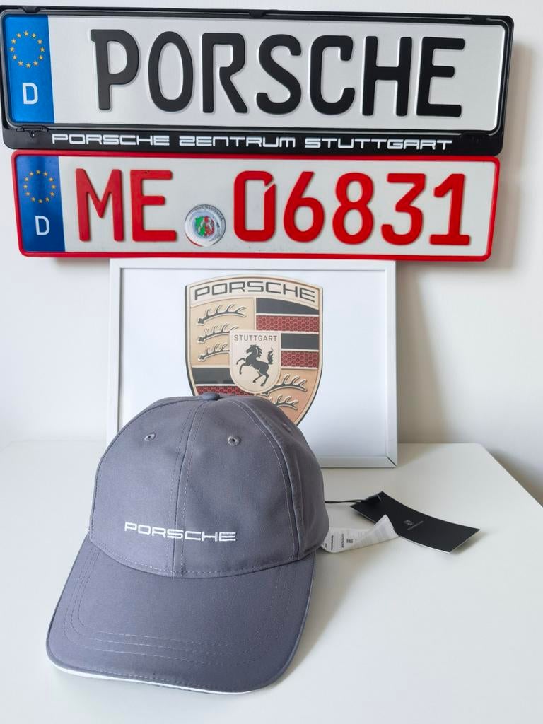 Nieuw origineel porsche pet met label 

Officieel porsche, Kleding | Heren, Hoeden en Petten, Nieuw, Pet, Porsche, One size fits all