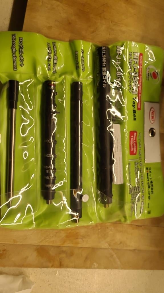 Comet - HFJ-350M
 breedband antenne makkelijk mee te nemen, Ophalen of Verzenden, Antenne