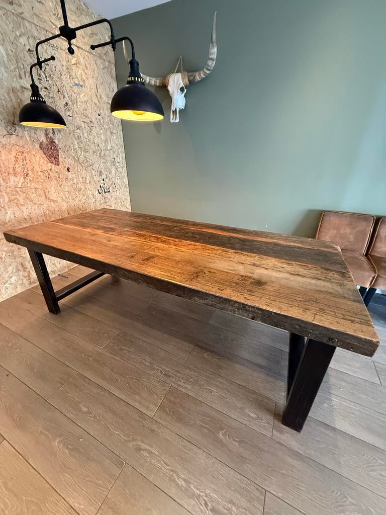 Houten eettafel met metalen onderstel, Ophalen, Gebruikt, 50 tot 100 cm, 150 tot 200 cm