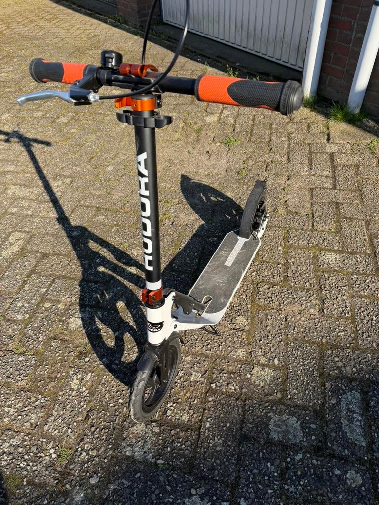 Hudora step met luchtbanden, Ophalen, Zo goed als nieuw, Gewone step