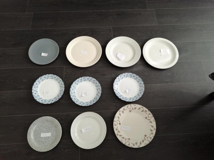 MOET NU WEG!! DIVERSE BORDEN 26CM/32CM 10STKS GLAS/PORSELEIN, Huis en Inrichting, Keuken | Servies, Zo goed als nieuw, Bord(en)