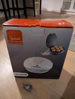 Cup cake Maker. Brand : Keenox, Ophalen, Zo goed als nieuw, 4 t/m 7 personen