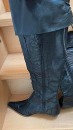 Zwart leren laarzen maat 37, Kleding | Dames, Schoenen, Zwart, Ophalen of Verzenden, Zo goed als nieuw, Hoge laarzen