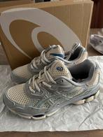 Asics Gel Zilver Grijs Maat 42, Ophalen of Verzenden, Zo goed als nieuw, Grijs, Sneakers of Gympen
