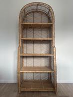 Vintage rotan boogkast, Ophalen, Zo goed als nieuw, 25 tot 50 cm, Minder dan 100 cm