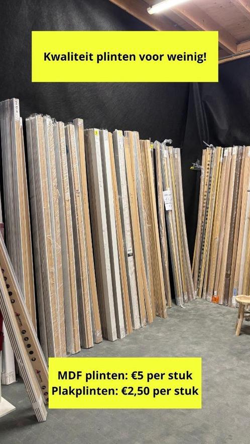 MDF en plakplinten, Doe-het-zelf en Verbouw, Plinten en Afwerking, Zo goed als nieuw, Plinten, Mdf, 200 tot 250 cm, Ophalen