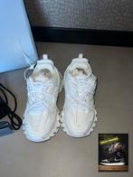 Balenciaga track white maat 36 direct afhalen thuiswinkel, Kleding | Dames, Schoenen, Balenciaga, Wit, Nieuw, Ophalen of Verzenden