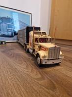 Kenworth met veetrailer   oldskool 70.s