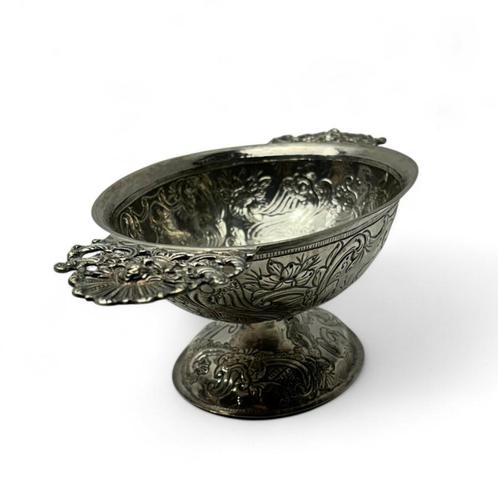 Fries zilveren brandewijnkom, Wagenveld Huizum 1779, Antiek en Kunst, Antiek | Goud en Zilver, Zilver, Ophalen of Verzenden