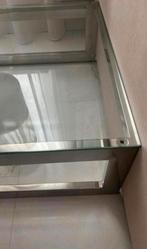 Bijzettafel van driehoek meubelen, Huis en Inrichting, Tafels | Bijzettafels, Richmond, Eichholtz, Erik kuster, Metaal of Aluminium