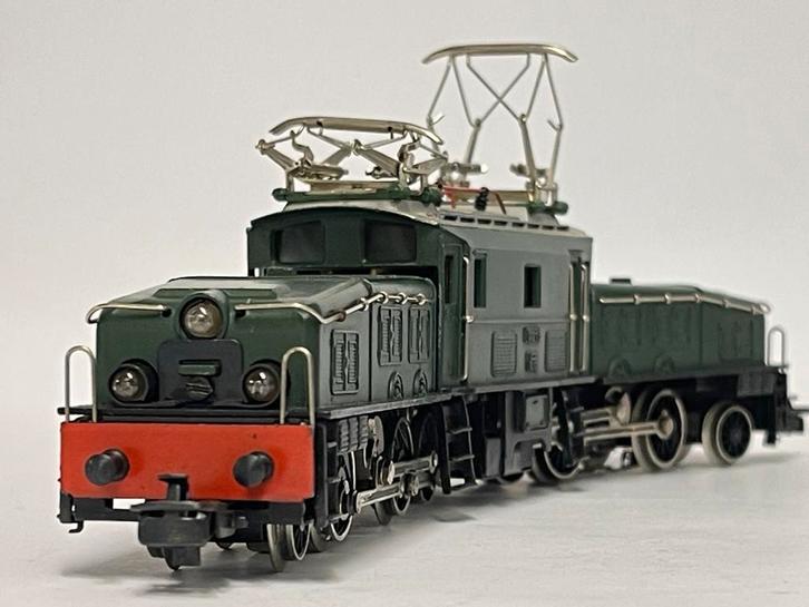 ** KROKODIL ** MÄRKLIN 3015 ** Zeer mooi in NIEUWSTAAT! ** 4, Hobby en Vrije tijd, Modeltreinen | H0, Zo goed als nieuw, Locomotief