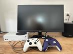 Xbox Series S + Monitor + 2 controllers, Spelcomputers en Games, Spelcomputers | Xbox Series X en S, Ophalen, Zo goed als nieuw