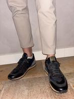 Valentino Garavani sneakers maat 45 | Donkerblauw/Zwart, Valentino, Zwart, Ophalen of Verzenden, Sneakers of Gympen