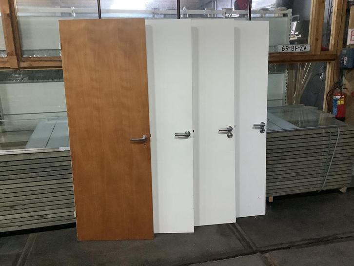 Boarddeuren, Huis en Inrichting, Kasten | Lockerkasten, Gebruikt, Ophalen