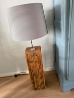 Lamp op houten sokkel, Huis en Inrichting, Ophalen, Zo goed als nieuw