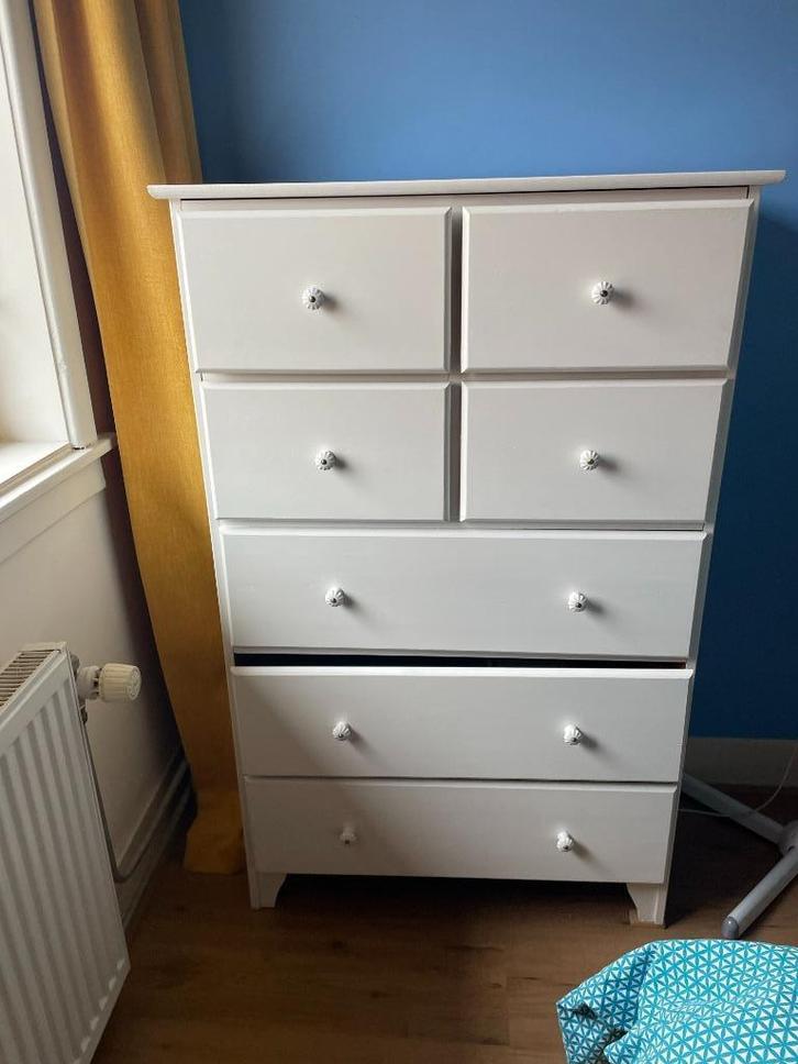 GRATIS grenenkast, Huis en Inrichting, Kasten | Ladekasten, Gebruikt, 100 tot 150 cm, 50 tot 100 cm, 25 tot 50 cm, Grenenhout