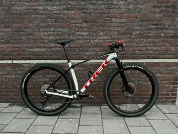 Trek Procaliber 9.8 carbon beschikbaar voor biedingen