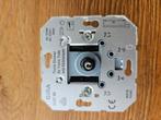 Gira dimmer 20-525w, Hobby en Vrije tijd, Elektronica-componenten, Ophalen of Verzenden, Zo goed als nieuw