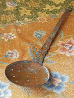 Mooie originele antieke Oosterse schuimspaan 42,5 cm., Antiek en Kunst, Antiek | Koper en Brons, Ophalen of Verzenden, Koper