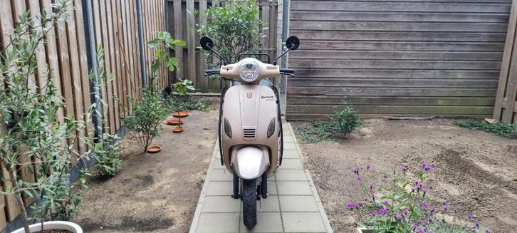 Scooter, Fietsen en Brommers, Snorfietsen en Snorscooters, Overige merken, Benzine, Ophalen