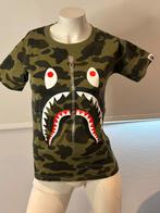 A bathing ape shirt met leuke voor en achterkant maat xxs, ., Ophalen of Verzenden, Zo goed als nieuw, Korte mouw