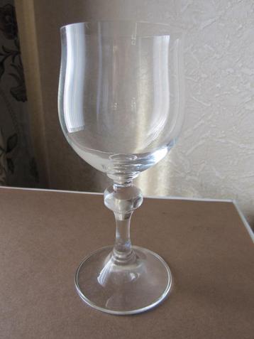 Mooi Schott Zwiesel kristalglas wijnglas model Castilla beschikbaar voor biedingen