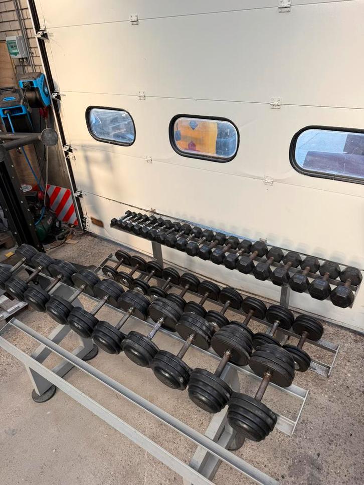 Dumbells 1 t/m 30 kg dumbellrek met gewichten, fitness, Sport en Fitness, Fitnessmaterialen, Gebruikt, Dumbbell, Armen, Benen
