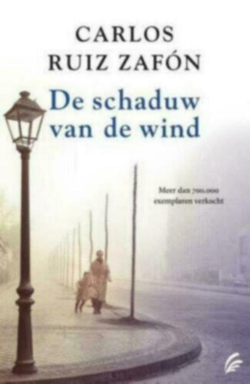 De schaduw van de wind van Carlos Ruiz Zafon, Boeken, Literatuur, Gelezen, Europa overig, Ophalen of Verzenden