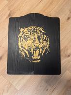 dartbord cabinet winmau, Sport en Fitness, Ophalen, Zo goed als nieuw, Dartbord