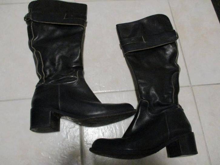 HUGO BOSS ECHT LEREN LAARZEN Maat 39 SUPER GOEDE STAAT, Kleding | Dames, Schoenen, Gedragen, Hoge laarzen, Zwart, Verzenden