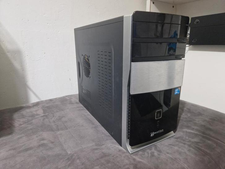 Qmotion desktop pc, Computers en Software, Desktop Pc's, Gebruikt, 3 tot 4 Ghz, HDD, SSD, 4 GB, Met videokaart, Ophalen