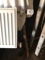 Twee radiatoren te koop - 220x40 & 120x40, Doe-het-zelf en Verbouw, 30 tot 80 cm, Gebruikt, Radiator, 150 cm of meer