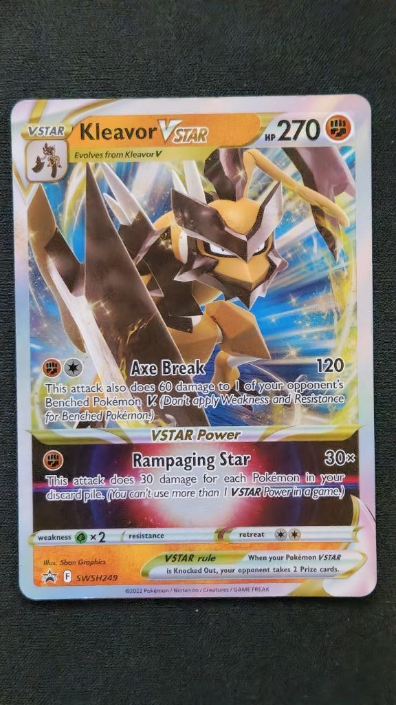 Kleavor Vstar (SWSH249) Pokémon kaart, Hobby en Vrije tijd, Verzamelkaartspellen | Pokémon, Zo goed als nieuw, Losse kaart, Ophalen of Verzenden