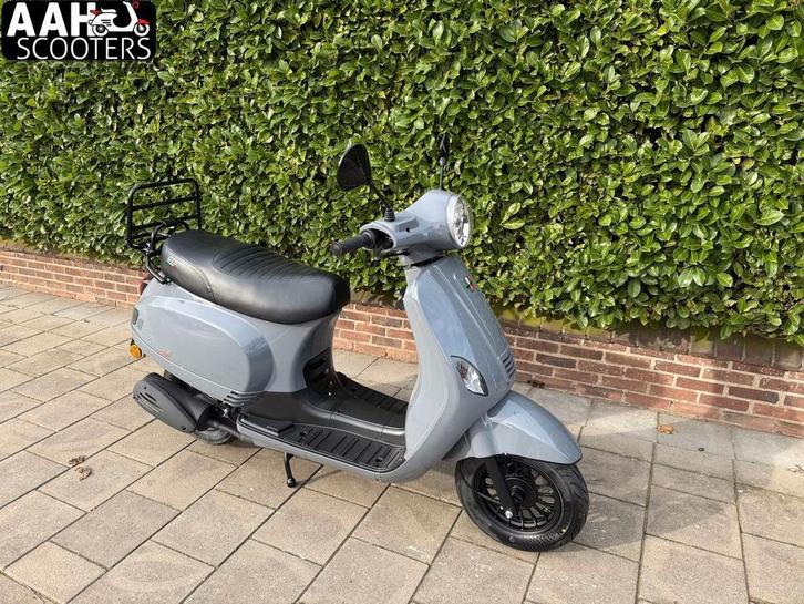 ACTIE! Nieuwe GTS Toscana Pure in Brom of Snor, Fietsen en Brommers, Scooters | Overige merken