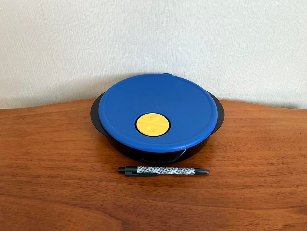 Tupperware Crystal Plus 2 Vaks Magnetronschaal 240 / 330 ml., Huis en Inrichting, Keuken | Tupperware, Zo goed als nieuw, Schaal