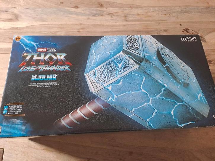 Marvel legends - Thor love and thunder - Mjolnir replica, Verzamelen, Poppetjes en Figuurtjes, Zo goed als nieuw, Ophalen of Verzenden