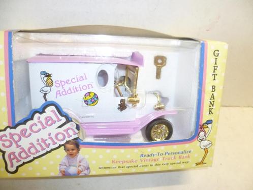 Eddy Toys 1994 Oldtimer auto Special Edition spaarpot., Kinderen en Baby's, Kraamcadeaus en Geboorteborden, Nieuw, Kraamcadeau