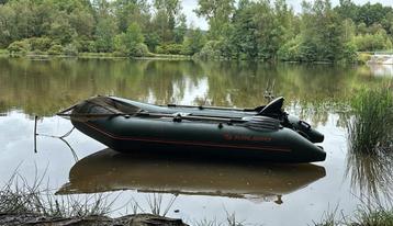 Kolibri KM-330A Rubberboot met Airdeck || karper boot beschikbaar voor biedingen