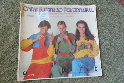 breiboek omdat kleding zo persoonlijk is, Hobby en Vrije tijd, Breien en Haken, Gebruikt, Breien, Patroon of Boek, Ophalen of Verzenden