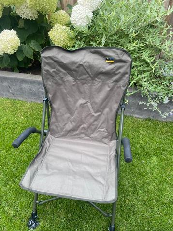 Solar undercover chair (NIEUW) beschikbaar voor biedingen