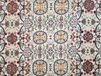 Handmade oriental wool floral carpet Tunis 246x338cm, Persian Perzisch vintage oosters hype, Crème, 200 cm of meer, Ophalen of Verzenden