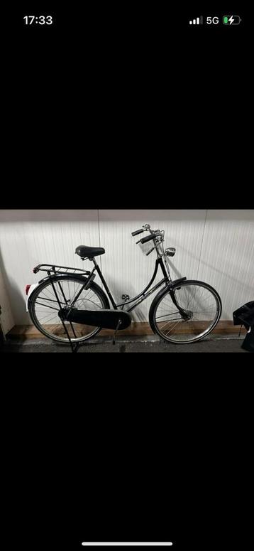 Gazelle omafiets. In nieuwstaat beschikbaar voor biedingen