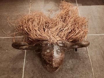 oud afrikaans buffalo masker congo beschikbaar voor biedingen