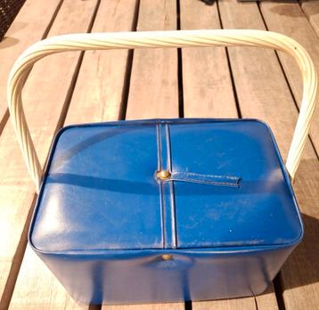 Vintage jaren '70 naaikistje zeer goede staat beschikbaar voor biedingen