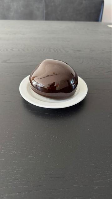 Bossche bol - porselein beschikbaar voor biedingen